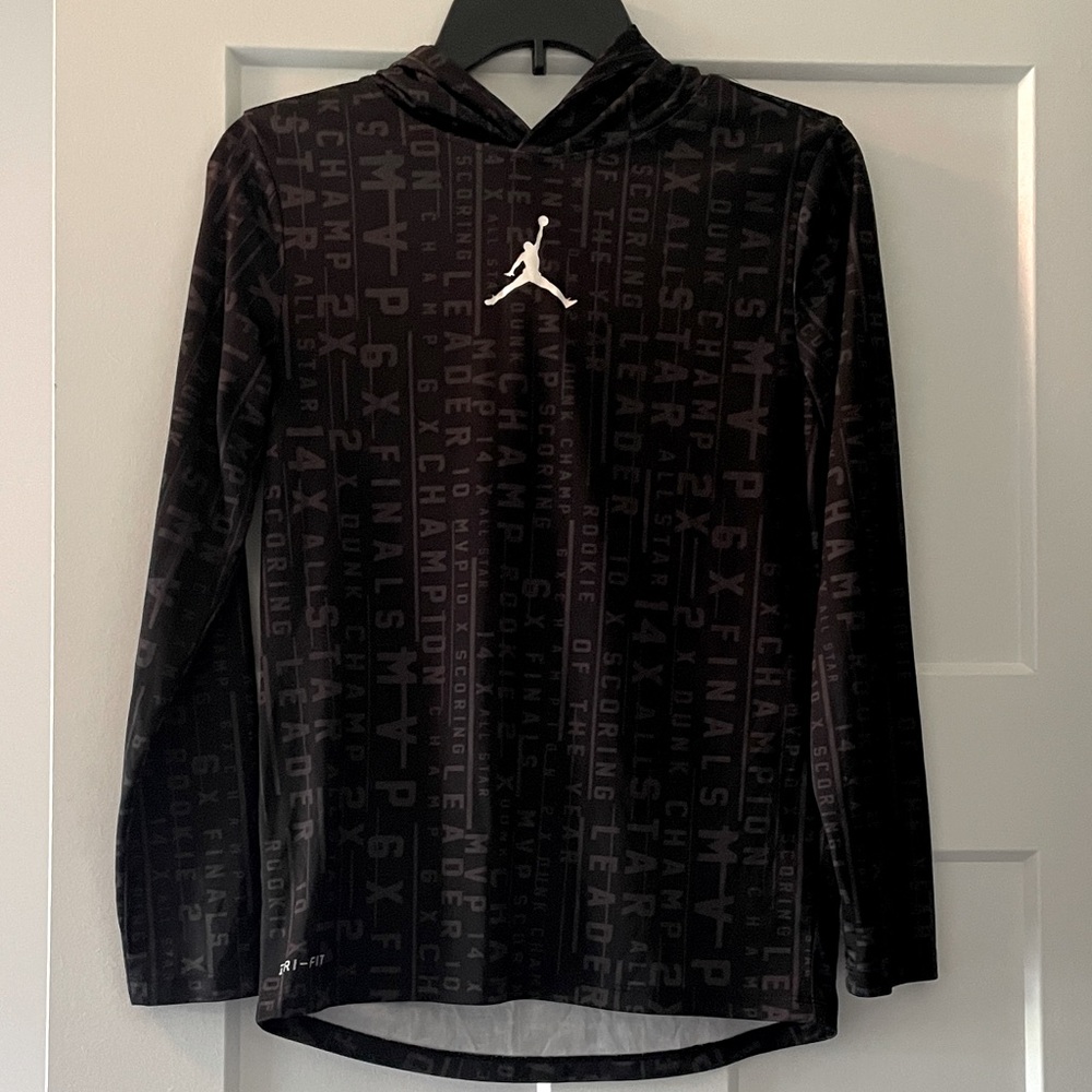 Nike Jordan Black Dri-FIT Shirt Boys size Large